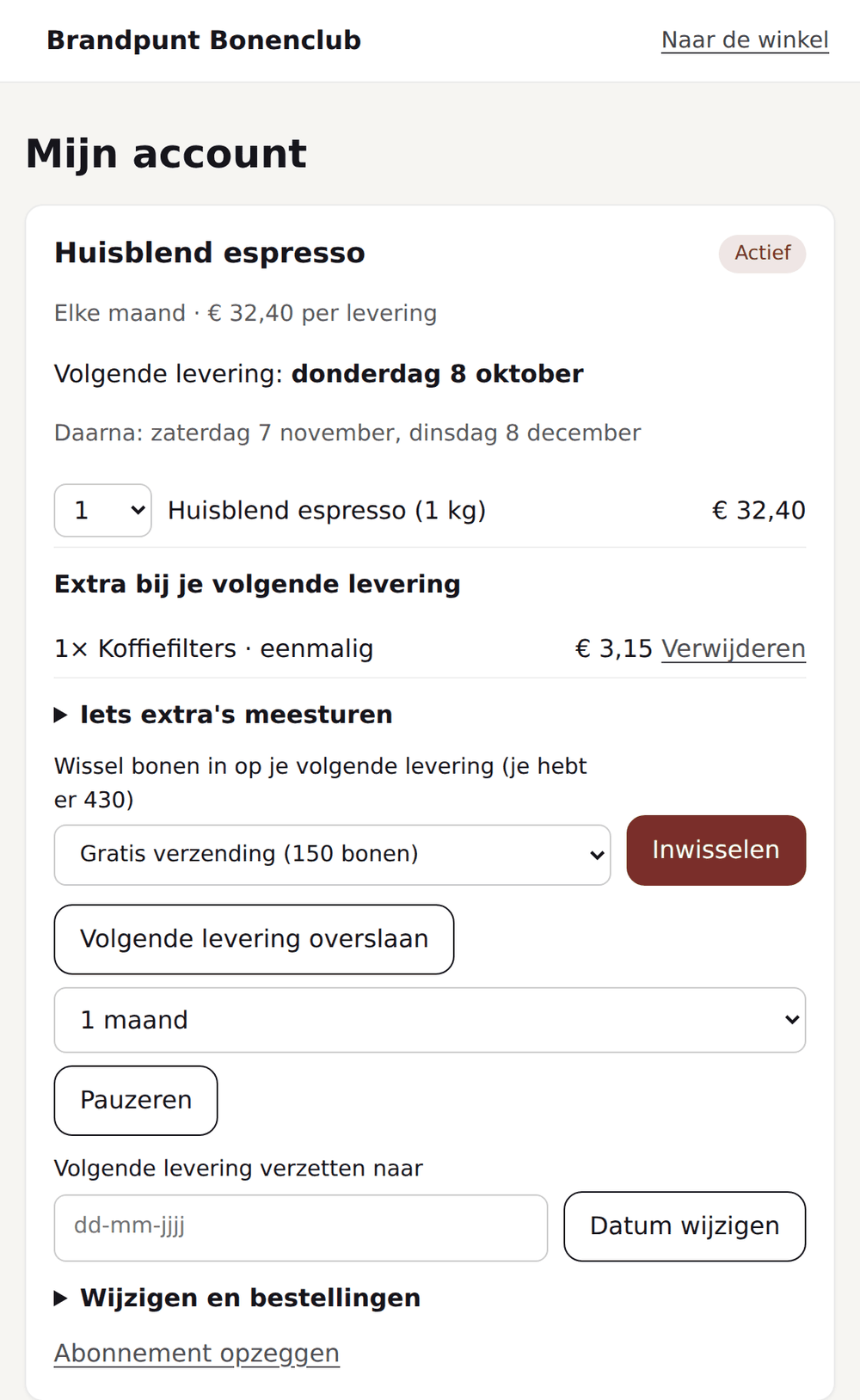 Klantportaal met een koffieabonnement: volgende levering, aantal, een eenmalige extra en knoppen om over te slaan, te pauzeren en te verzetten